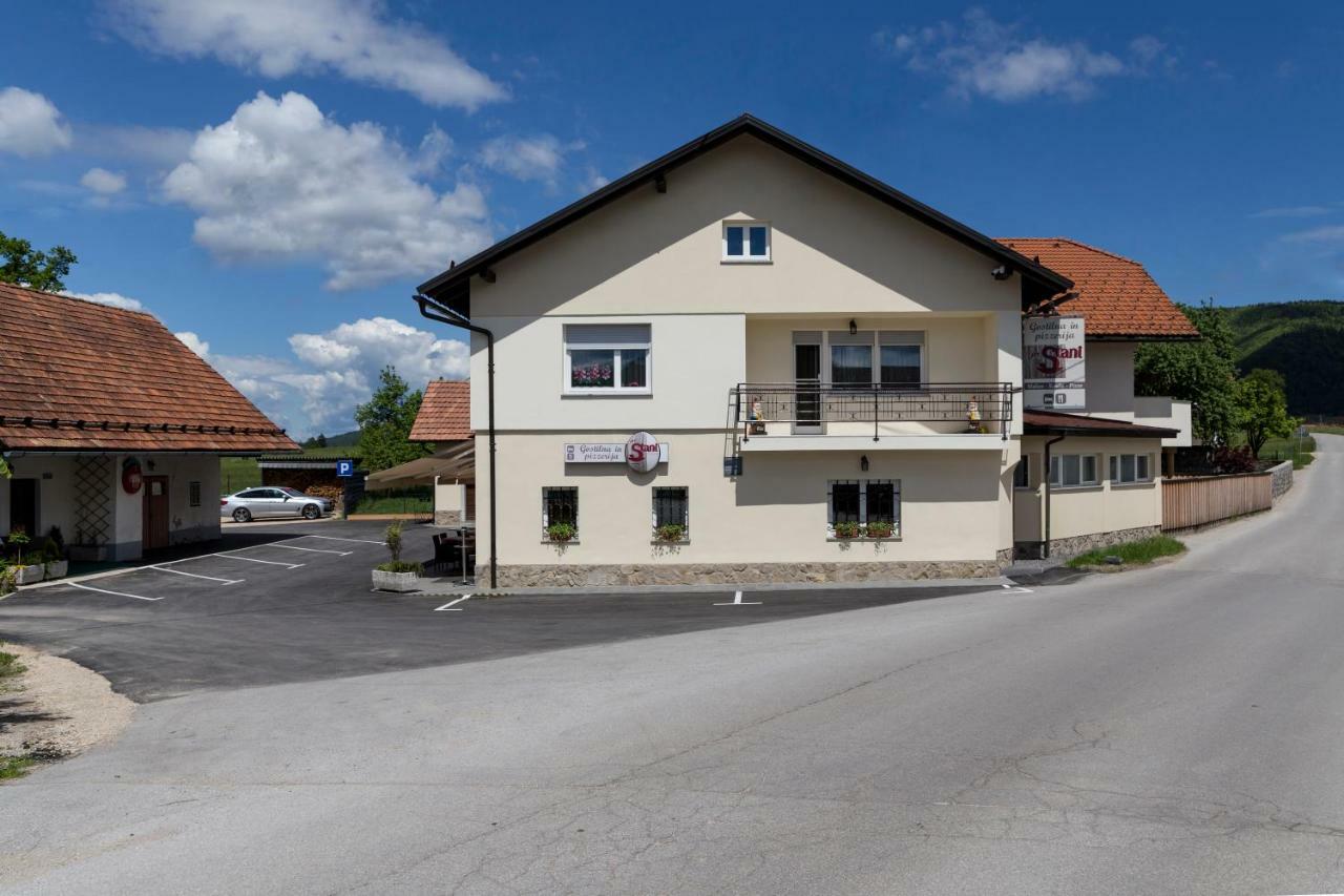 Guesthouse & Apartments Pri Stani Zerovnica Экстерьер фото