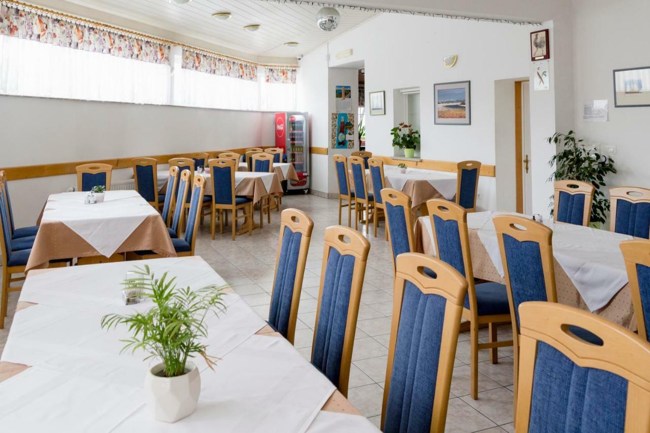 Guesthouse & Apartments Pri Stani Zerovnica Экстерьер фото